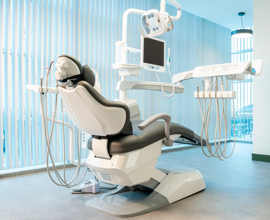 Diş İmplantı Ameliyatı Nedir?